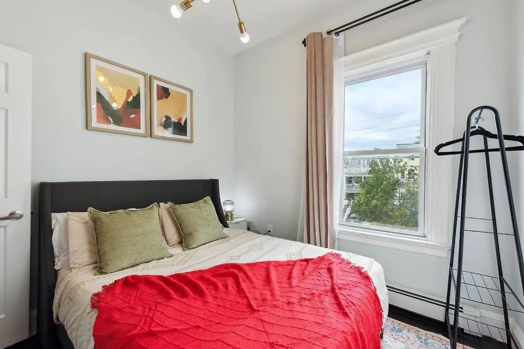 Chic & Modern 35 Mins To Nyc Apartment Jersey City 0*,  United States