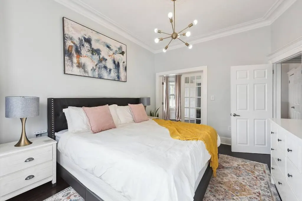 Chic & Modern 35 Mins To Nyc Apartment Jersey City 0*,  United States